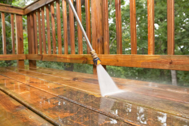 Best Parking Lot and Garage Cleaning  in De Pere, WI